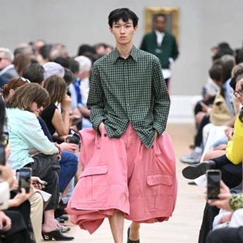 Все, що потрібно знати про дебютне шоу Джонатана Андерсона для Dior